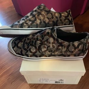 Coach womens shoes size 9